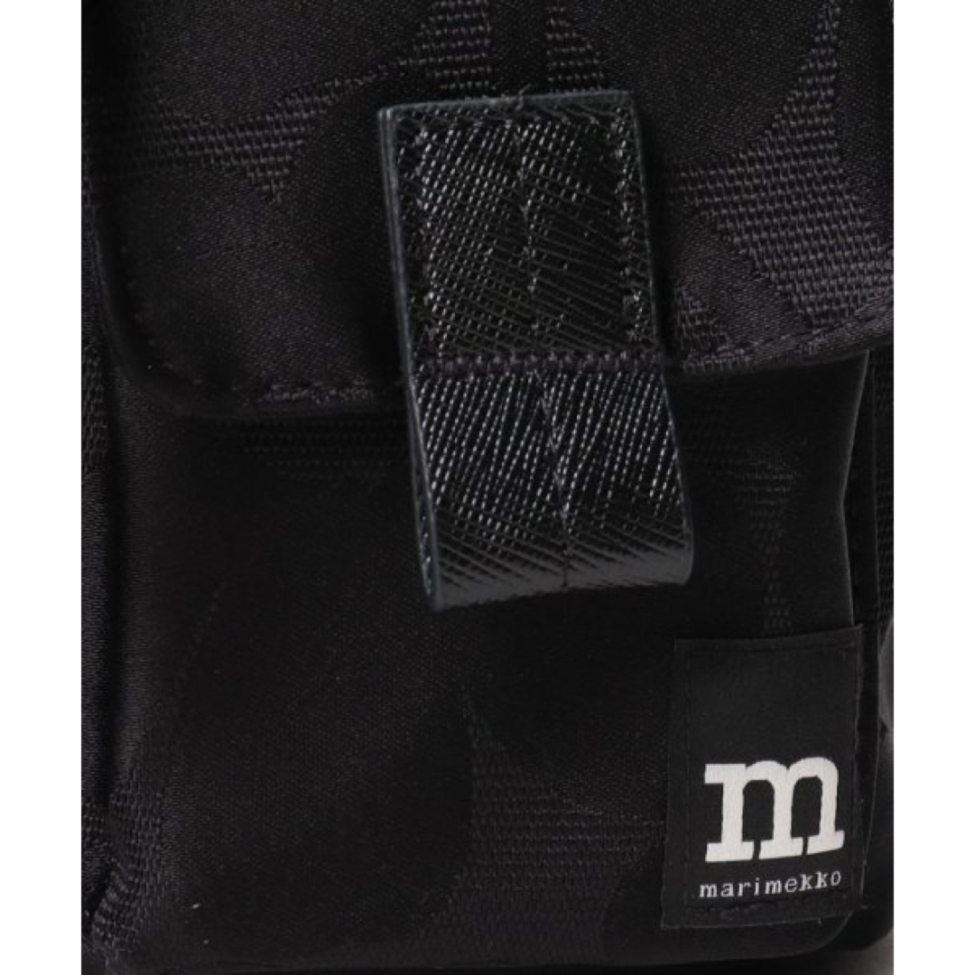 marimekko(マリメッコ)の新品✨タグ付き♪定価37,400円円　マリメッコ　リュック　黒系　大特価‼️ レディースのバッグ(リュック/バックパック)の商品写真