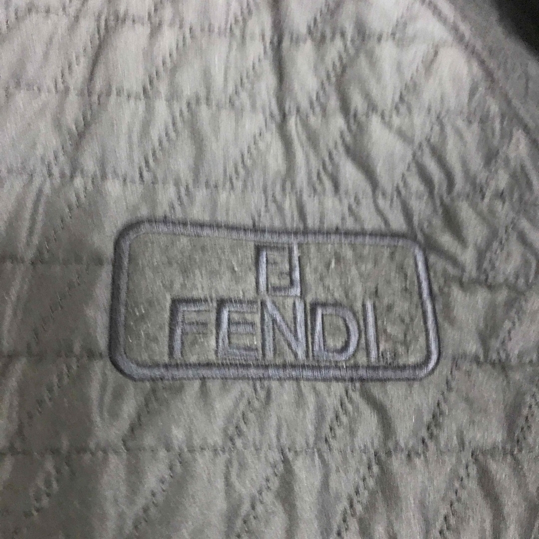 最終価格　FENDI フェンディ　キルティングジャケット　黒