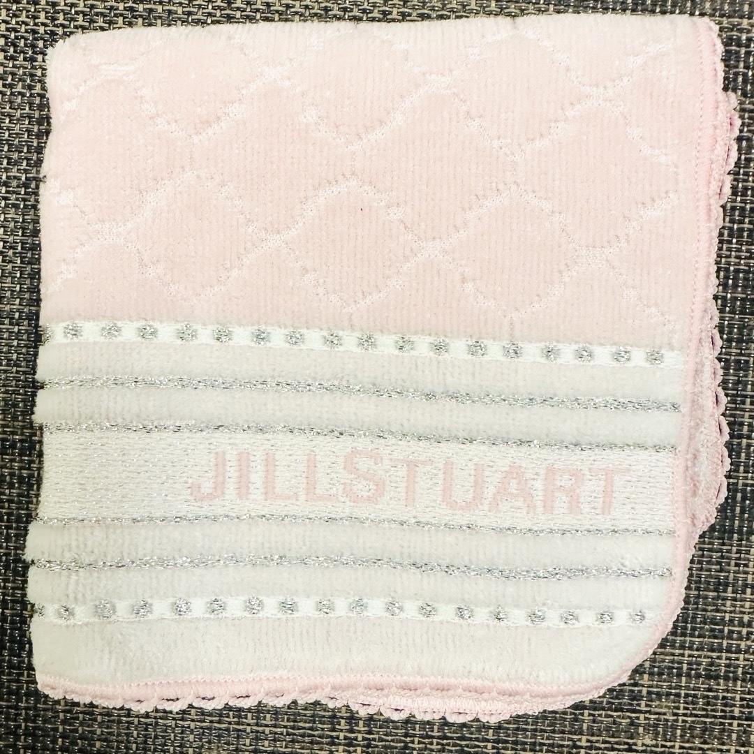 JILLSTUART(ジルスチュアート)のJILLSTUART ジルスチュアート　タオルハンカチ レディースのファッション小物(ハンカチ)の商品写真