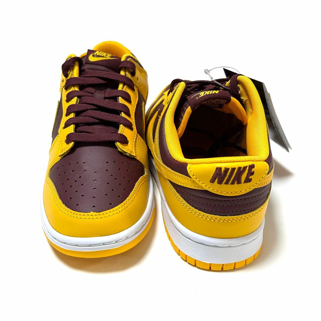 NIKE(ナイキ)の新品　27cm　ナイキ ダンクロー レトロ　イエロー　ブラウン　ローカット メンズの靴/シューズ(スニーカー)の商品写真