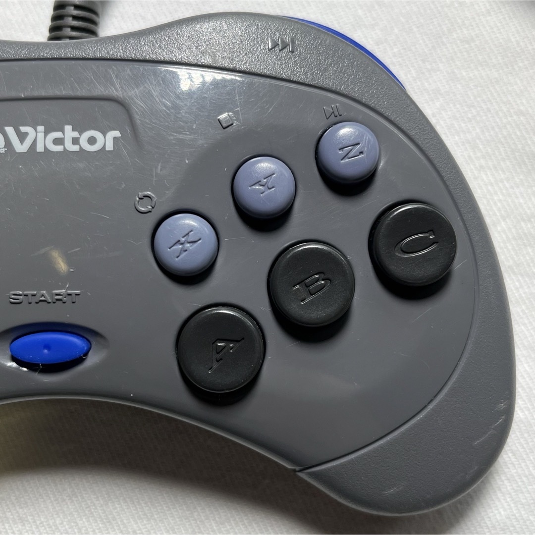 Victor(ビクター)の【動作品】Victor ビクター RG-CP5 セガサターン コントローラー エンタメ/ホビーのゲームソフト/ゲーム機本体(家庭用ゲーム機本体)の商品写真