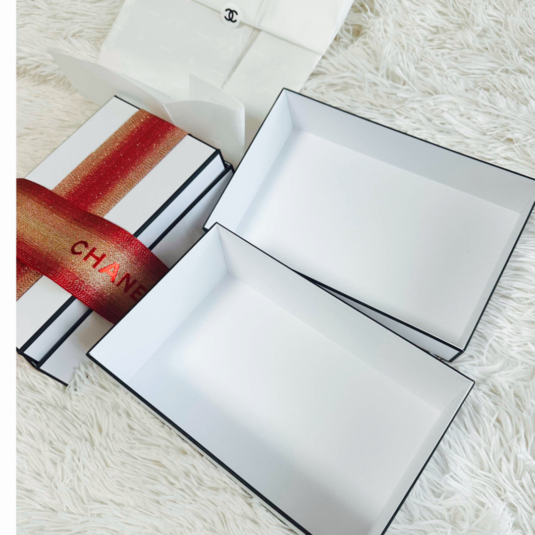 CHANEL - シャネル ギフトボックス 2箱 ホリデー限定の通販 by CHANEL - シャネル ギフトボックス 2箱 ホリデー限定の通販 by