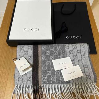 グッチ(Gucci)の新品タグ付き　グッチ　GUCCI カシミア　マフラー　ロゴ 直営店購入　箱付き(マフラー)