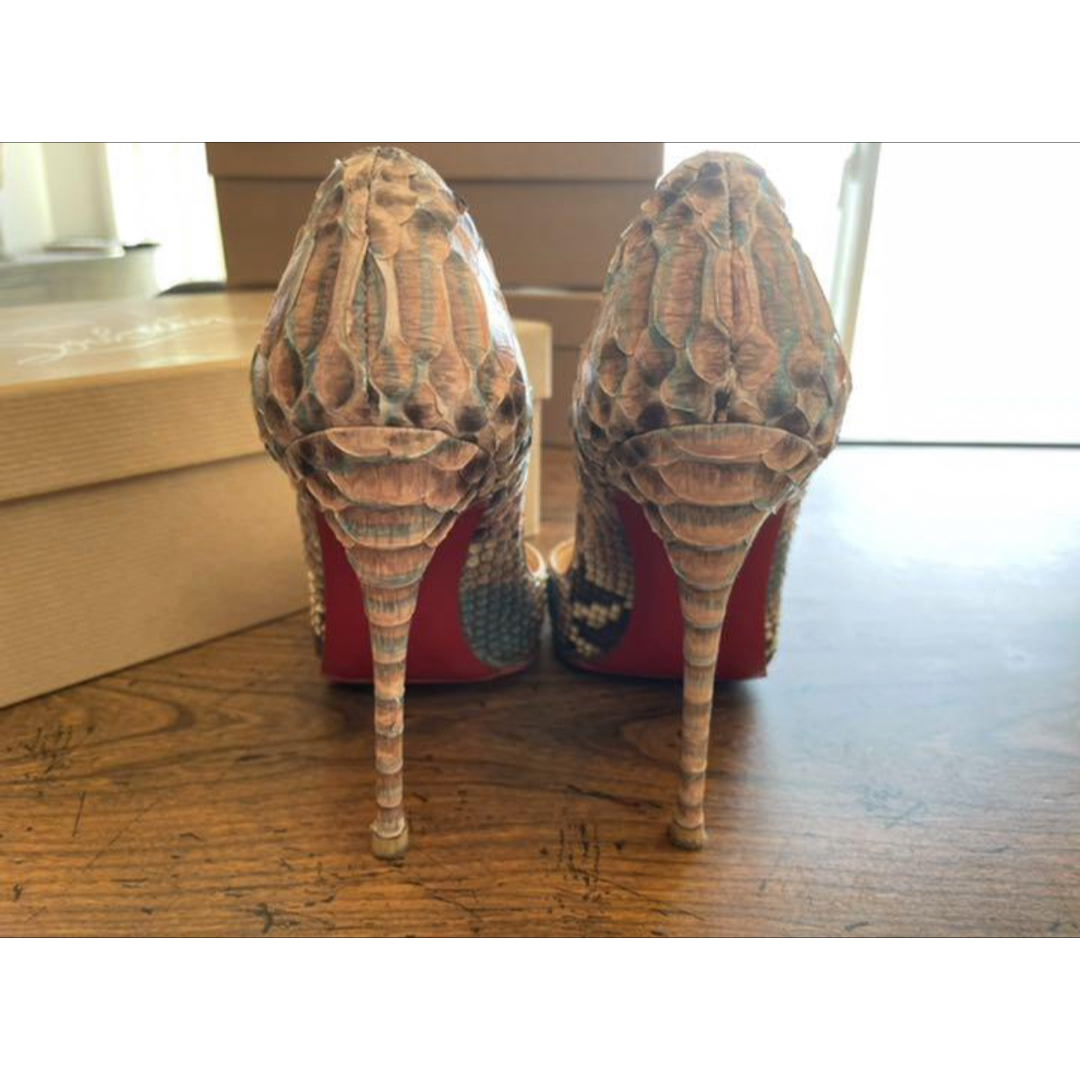 Christian Louboutin(クリスチャンルブタン)のChristian Louboutin ハイヒール レディースの靴/シューズ(ハイヒール/パンプス)の商品写真