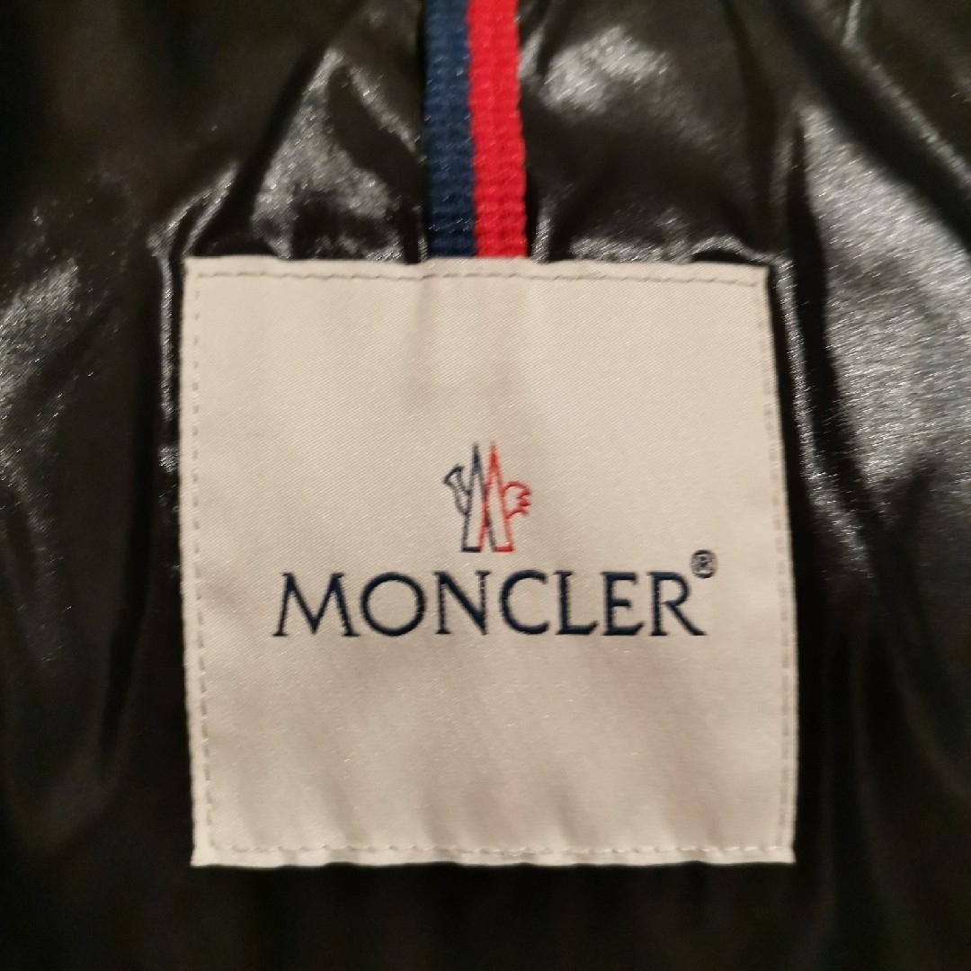 MONCLER(モンクレール)のモンクレール メンズ ダウン デュボア 日本限定モデル メンズのジャケット/アウター(ダウンジャケット)の商品写真