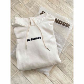 ジルサンダー(Jil Sander)のジルサンダー　新品 ロゴ スウェットパーカー(パーカー)