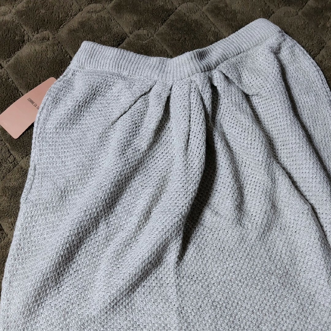 COMME CA ISM(コムサイズム)の新品　コムサイズム　ゴムスカート　М レディースのスカート(ひざ丈スカート)の商品写真