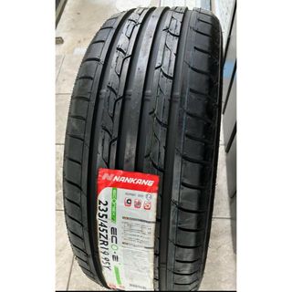 新品タイヤ‼️235/45ZR19 235/45R19   1本(タイヤ)