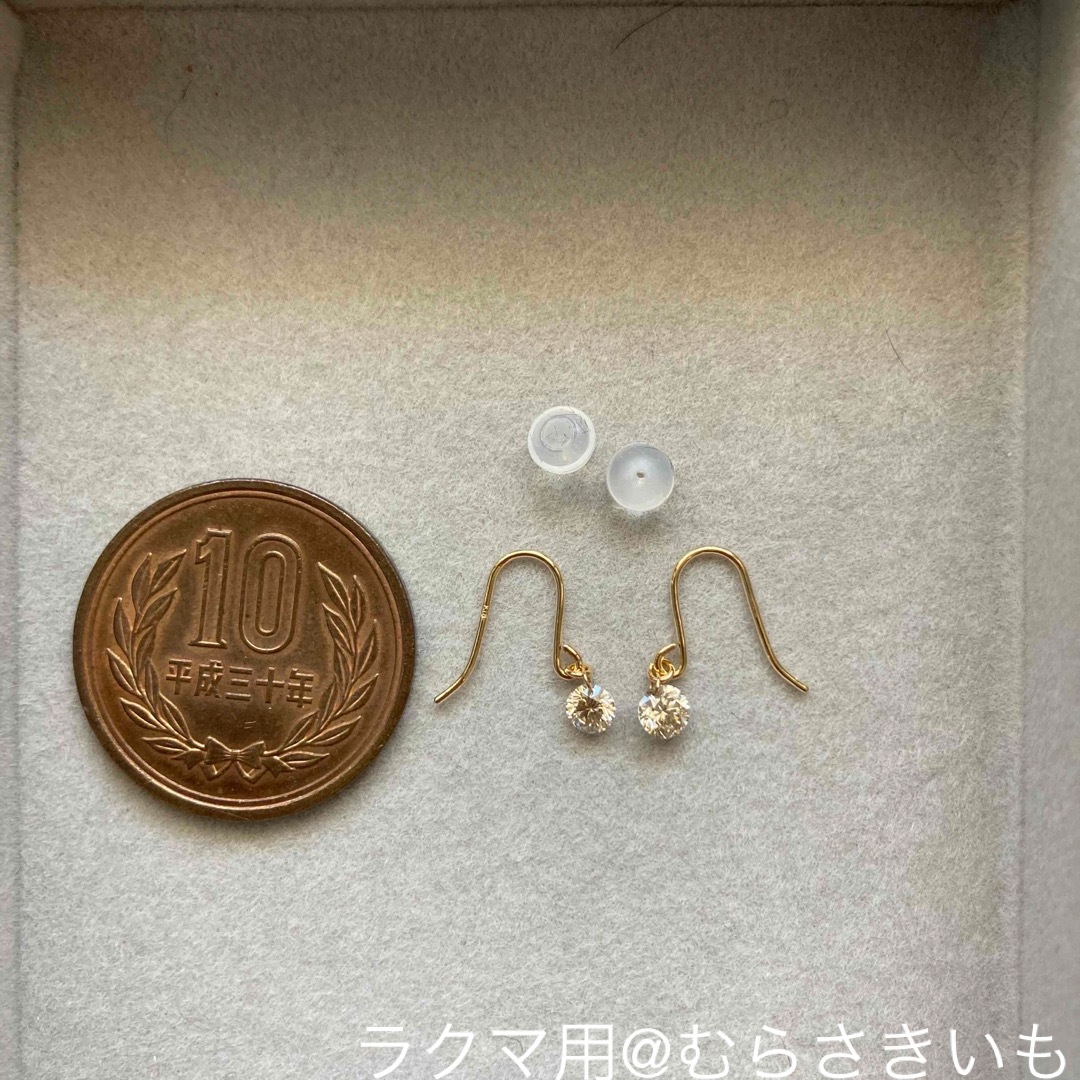 0.36カラット ダイヤ K18 YG フック ピアス レディースのアクセサリー(ピアス)の商品写真