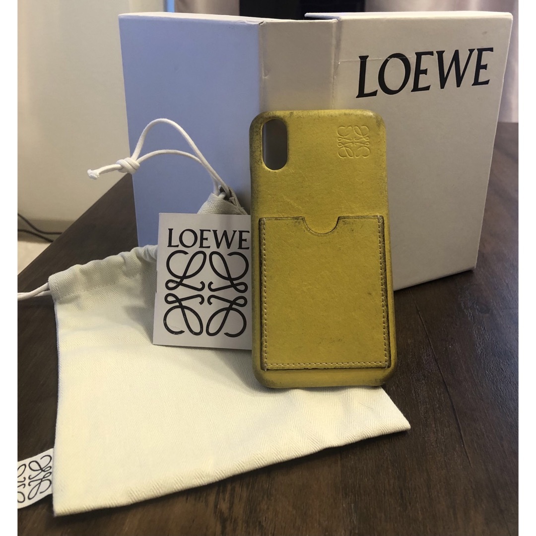 LOEWE(ロエベ)の期間限定❣️ LOEWE iPhone ケース イエロー ボックス付き 正規品 スマホ/家電/カメラのスマホアクセサリー(iPhoneケース)の商品写真