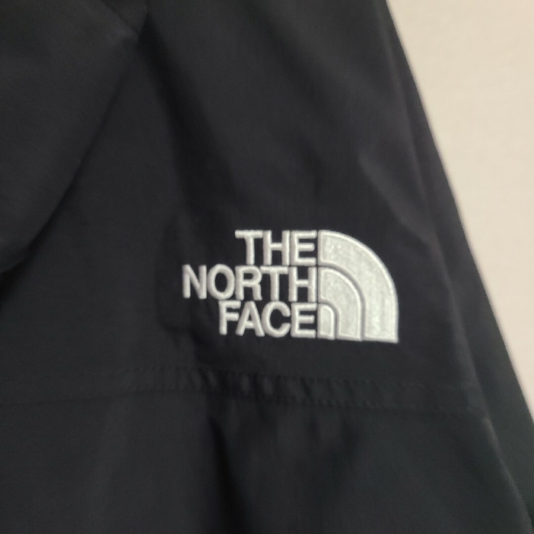 THE NORTH FACE(ザノースフェイス)のTHE NORTH FACE ザ・ノース・フェイス MOUNTAIN LIGHT メンズのジャケット/アウター(その他)の商品写真