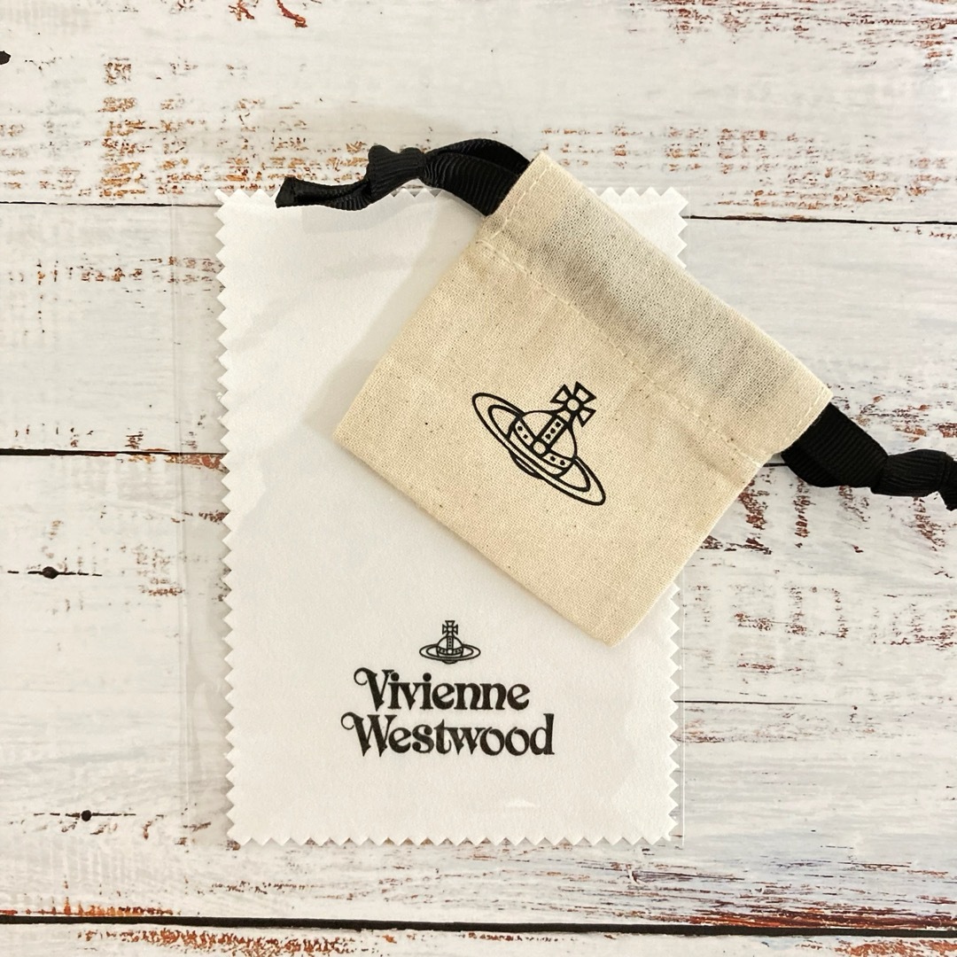 Vivienne Westwood(ヴィヴィアンウエストウッド)のヴィヴィアン　ラインストーンドロップネックレス　シルバー レディースのアクセサリー(ネックレス)の商品写真