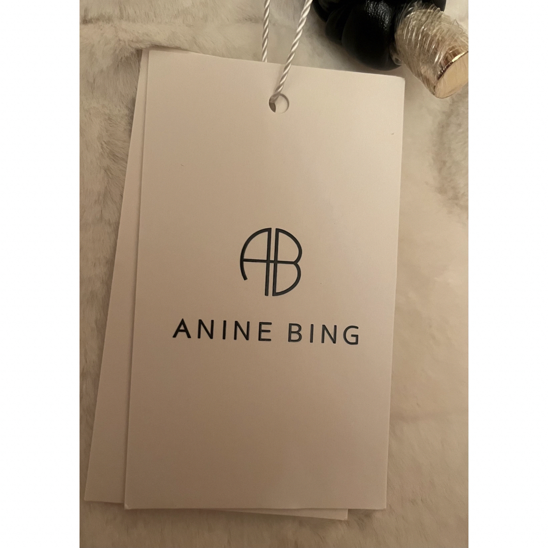 OFF-WHITE(オフホワイト)のanine bing ファー　バッグ　ホワイト　トートバッグ　アニンビン レディースのバッグ(トートバッグ)の商品写真