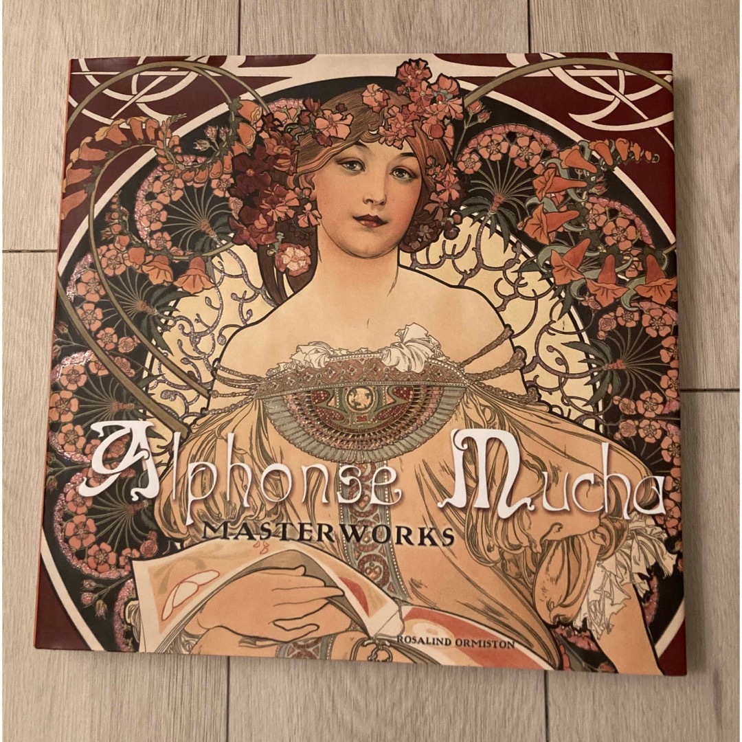 ミュシャの本「Alphonse Mucha: Masterworks」の通販 by うる ミュシャの本「Alphonse Mucha: Masterworks」の通販 by うる