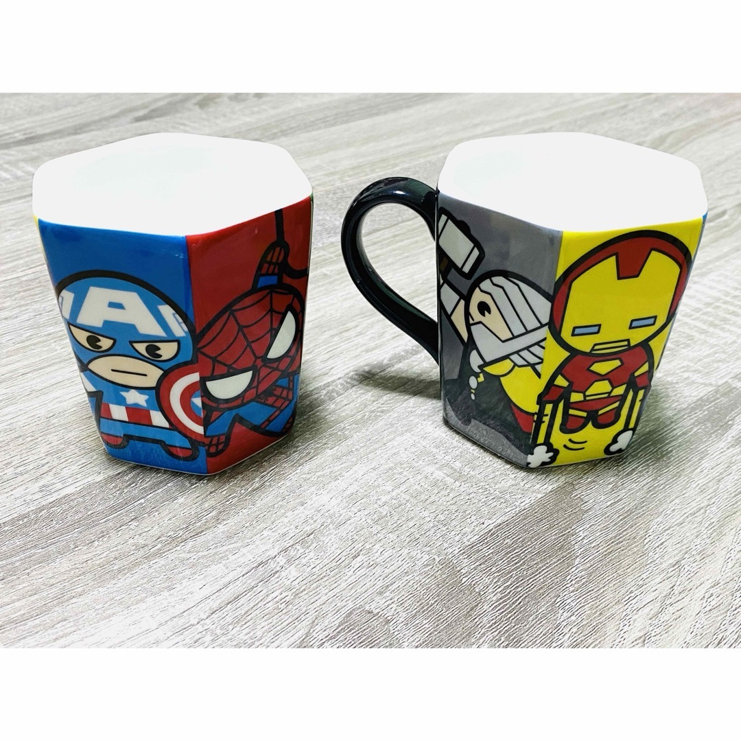 MARVEL(マーベル)のマーベル⭐︎マグカップ⭐︎2個セット エンタメ/ホビーのおもちゃ/ぬいぐるみ(キャラクターグッズ)の商品写真