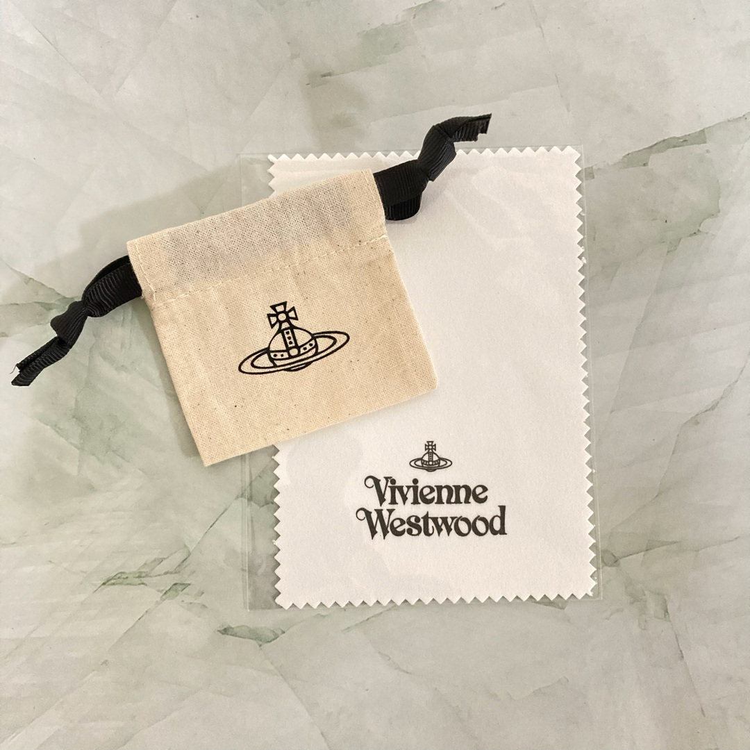 Vivienne Westwood(ヴィヴィアンウエストウッド)のヴィヴィアン　ラインストーンドロップネックレス　シルバー レディースのアクセサリー(ネックレス)の商品写真