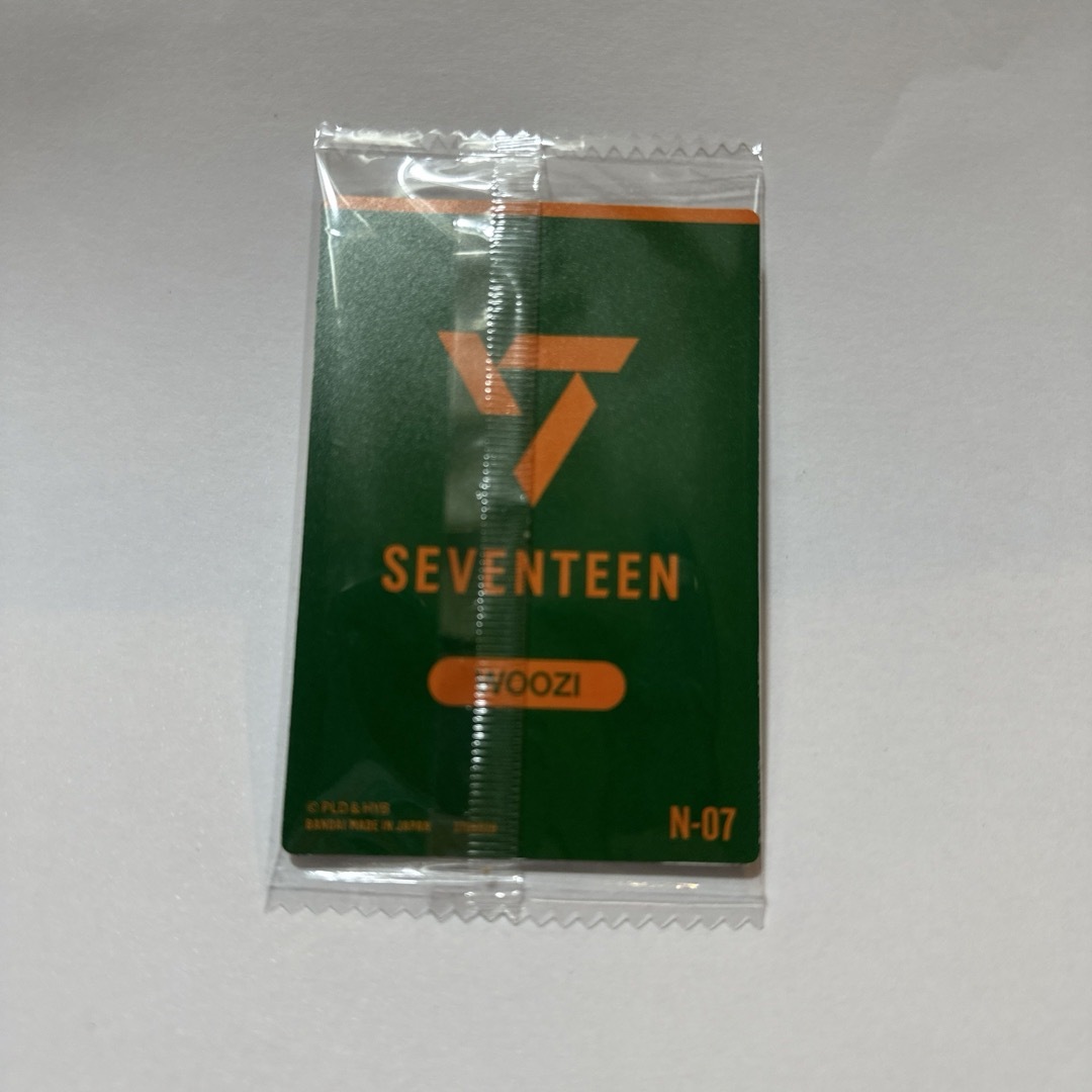 SEVENTEEN(セブンティーン)のseventeen ウエハース　ウジ　セブチ　グッズ エンタメ/ホビーのCD(K-POP/アジア)の商品写真