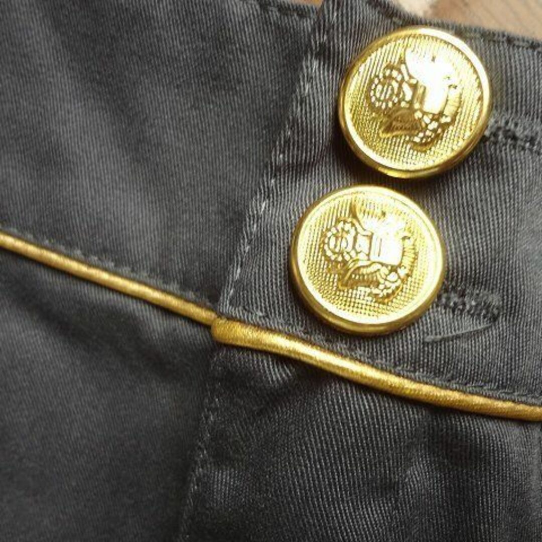 新品 Dress up ボタン使い ミニスカート 灰 グレー M フレア  レディースのスカート(ミニスカート)の商品写真
