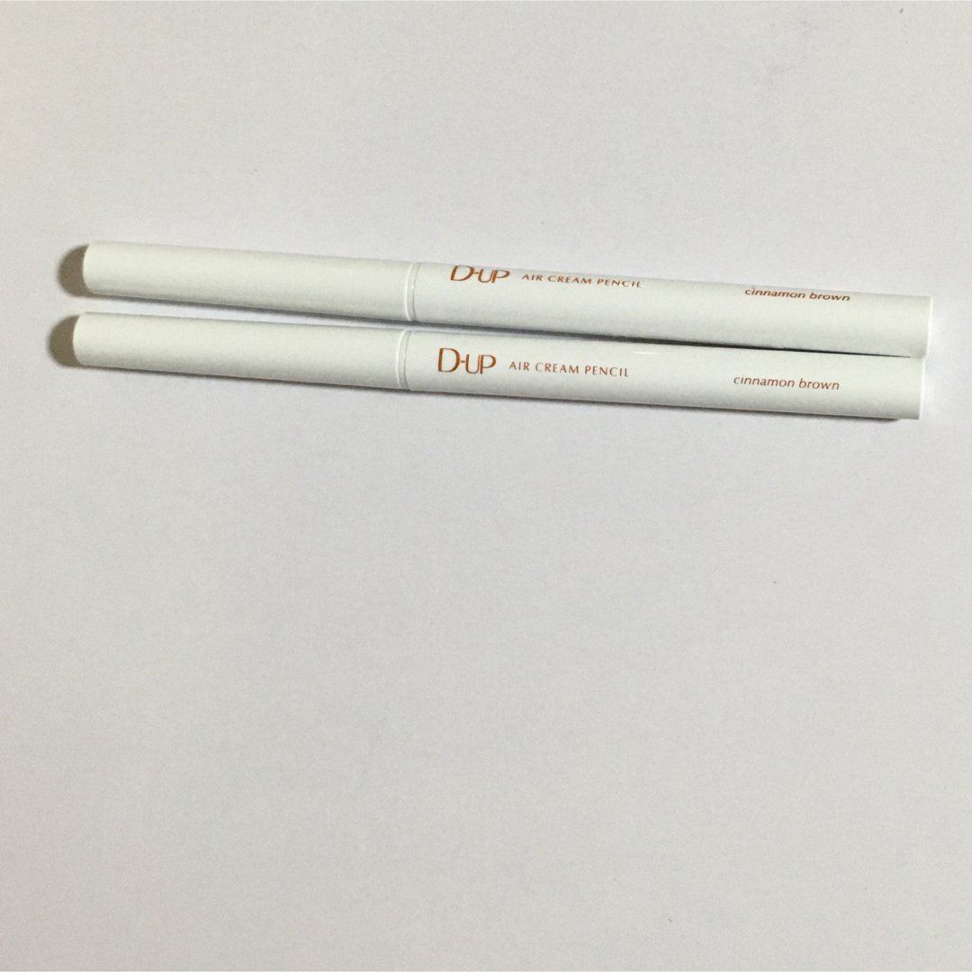 D-UP(ディーアップ)のディーアップ エアクリームペンシル アイライナー シナモンブラウン 2本 コスメ/美容のベースメイク/化粧品(アイライナー)の商品写真