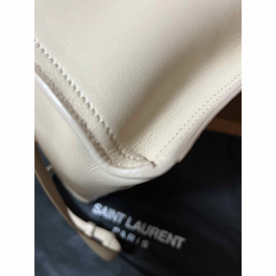 Yves Saint Laurent(イヴサンローラン)のイブサンローラン　カバス　ベージュ　阪急お直し済み　限定お値下げ レディースのバッグ(ハンドバッグ)の商品写真