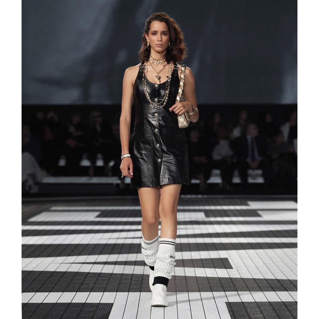 CHANEL - CHANEL ❤︎ ゲートル レッグウォーマー 靴下 【新品未 CHANEL - CHANEL ❤︎ ゲートル レッグウォーマー 靴下 【新品未