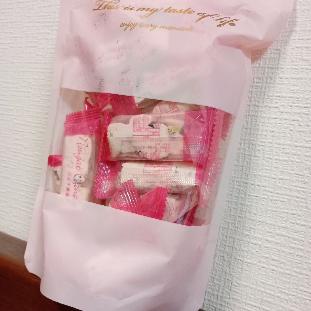 台湾高雄のお菓子の老舗の賀佳手作り フレンチクランベリーお買得300