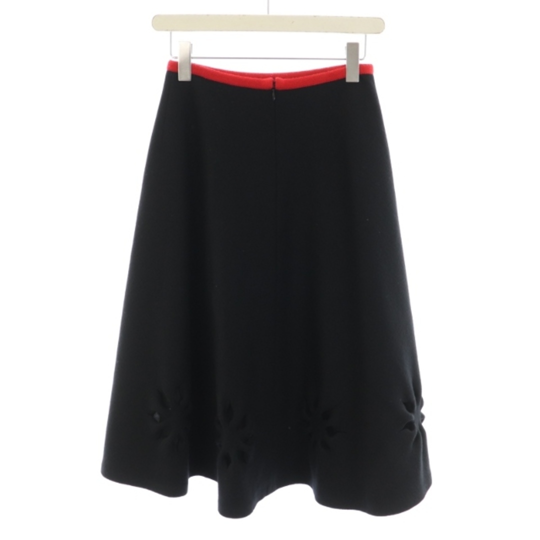 Sybilla(シビラ)のシビラ フラワーパンチングスカート ロング ミモレ フレア ウール M 黒 赤 レディースのスカート(ロングスカート)の商品写真