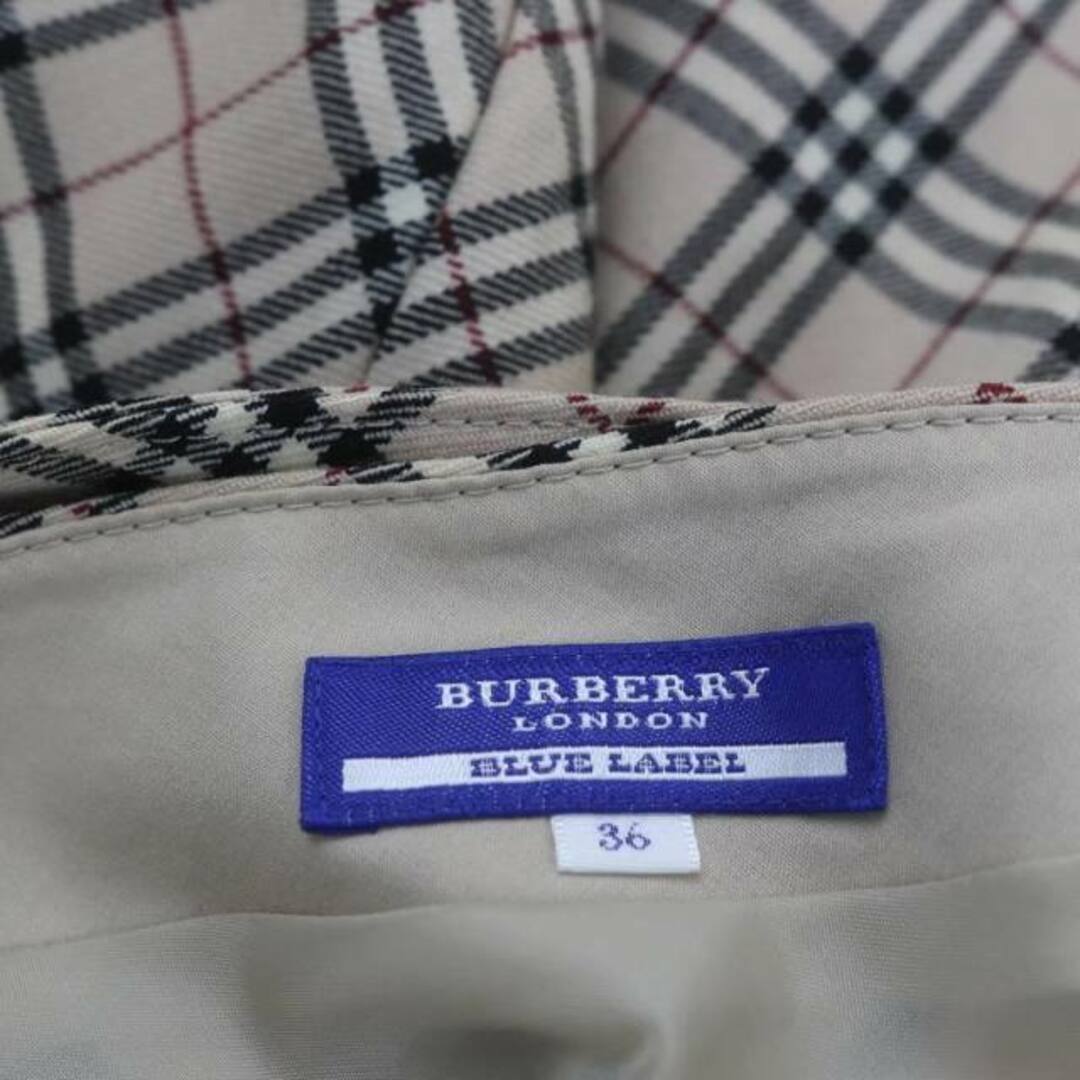 BURBERRY BLUE LABEL(バーバリーブルーレーベル)のバーバリーブルーレーベル ノバチェック フレアスカート ひざ丈 36 ベージュ レディースのスカート(ひざ丈スカート)の商品写真