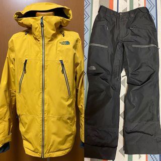 ザノースフェイス(THE NORTH FACE)のTHE NORTH FACE マウンテンパーカー/パンツ上下セット（sizeM）(マウンテンパーカー)