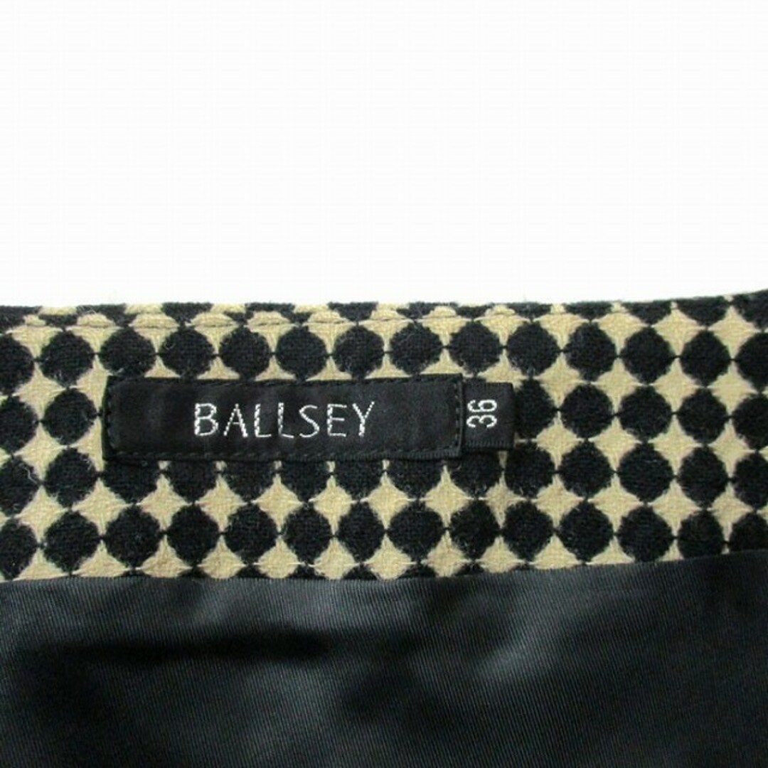 Ballsey(ボールジィ)のボールジー BALLSEY トゥモローランド ドット柄 フレアスカート ひざ丈 レディースのスカート(ひざ丈スカート)の商品写真