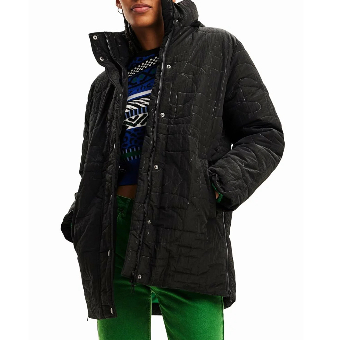 DESIGUAL(デシグアル)の新品✨タグ付き♪ 定価35,800円　デシグアル　暖かいコート　大特価‼️ レディースのジャケット/アウター(その他)の商品写真
