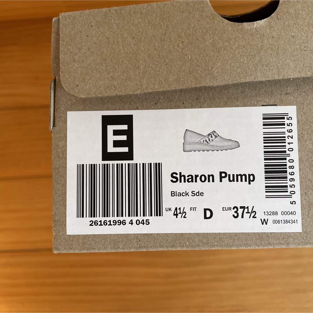 Clarks(クラークス)の【新品】クラークス スリッポン シャロン Sharon Pump ブラック レディースの靴/シューズ(スリッポン/モカシン)の商品写真