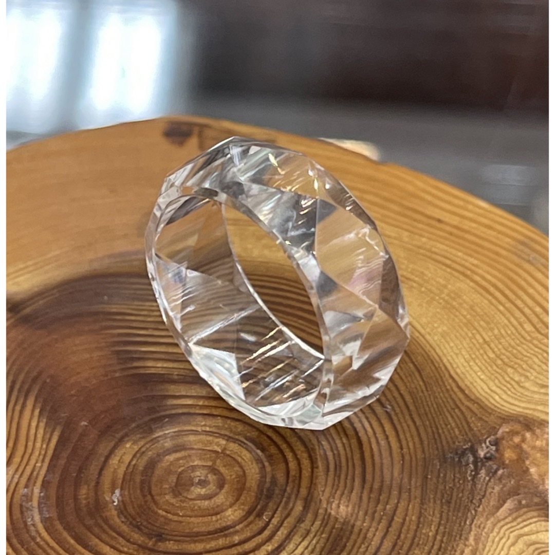 厳選　ガネッシュヒマール産ヒマラヤ水晶　くりぬきリング15号　手作り カット レディースのアクセサリー(リング(指輪))の商品写真