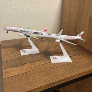 ジャル(ニホンコウクウ)(JAL(日本航空))の2020東京オリンピックモデルJAL模型＆A350(航空機)