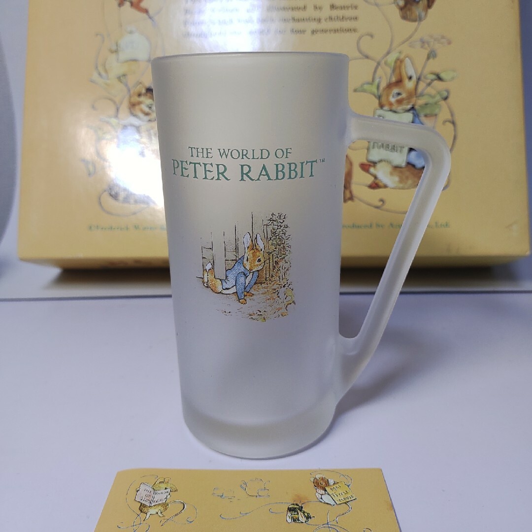 PETER RABBIT（TM）(ピーターラビット)の新品未使用ピーターラビットのジョッキタイプのタンブラー5セット インテリア/住まい/日用品のキッチン/食器(タンブラー)の商品写真