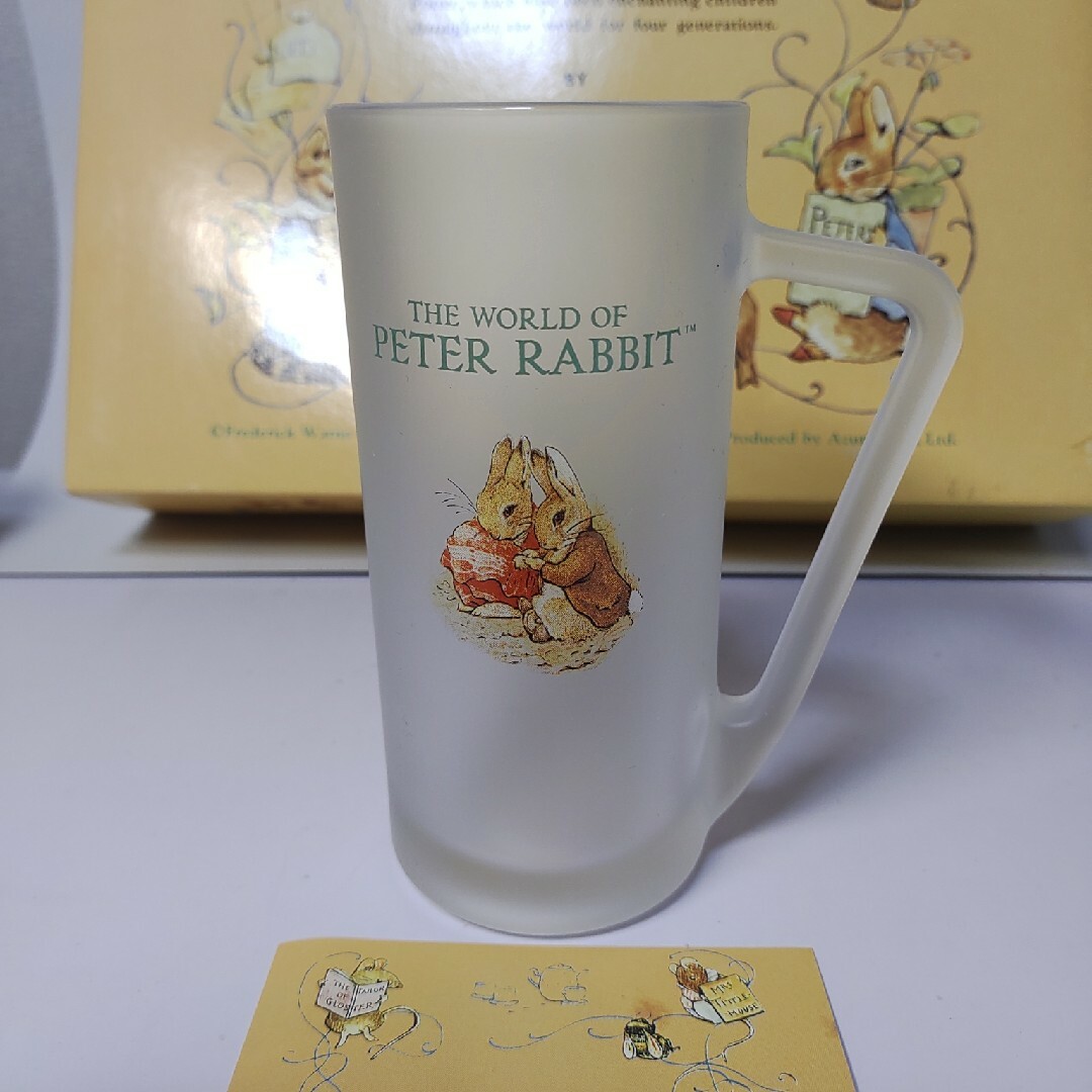 PETER RABBIT（TM）(ピーターラビット)の新品未使用ピーターラビットのジョッキタイプのタンブラー5セット インテリア/住まい/日用品のキッチン/食器(タンブラー)の商品写真