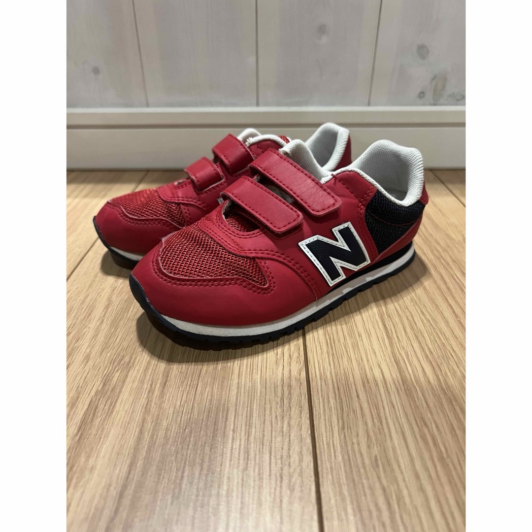 New Balance(ニューバランス)の！お値下げ！new balance 超美品 スニーカー 18cm キッズ/ベビー/マタニティのキッズ靴/シューズ(15cm~)(スニーカー)の商品写真