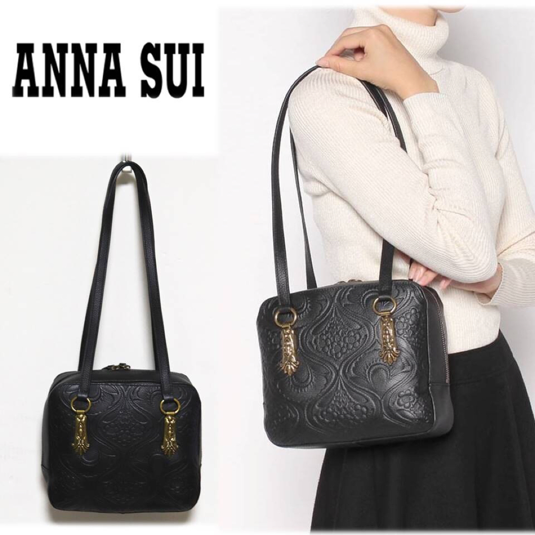ANNA SUI - 《アナスイ》新品 【ノヴァ】エンボスレザー スクエアショルダーバッグ
