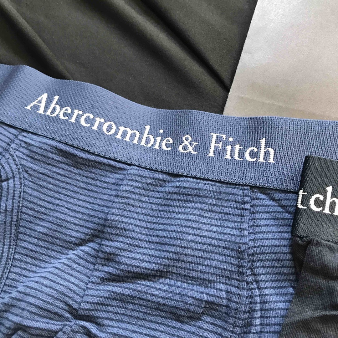 Abercrombie&Fitch(アバクロンビーアンドフィッチ)の3枚組◎XXL◎新品正規品◎アバクロ◎ボクサーパンツ◎送料込 メンズのアンダーウェア(ボクサーパンツ)の商品写真