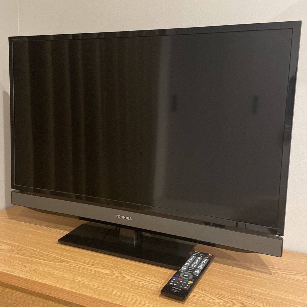 東芝(トウシバ)の美品　TOSHIBA LED REGZA S5 32S5 スマホ/家電/カメラのテレビ/映像機器(テレビ)の商品写真