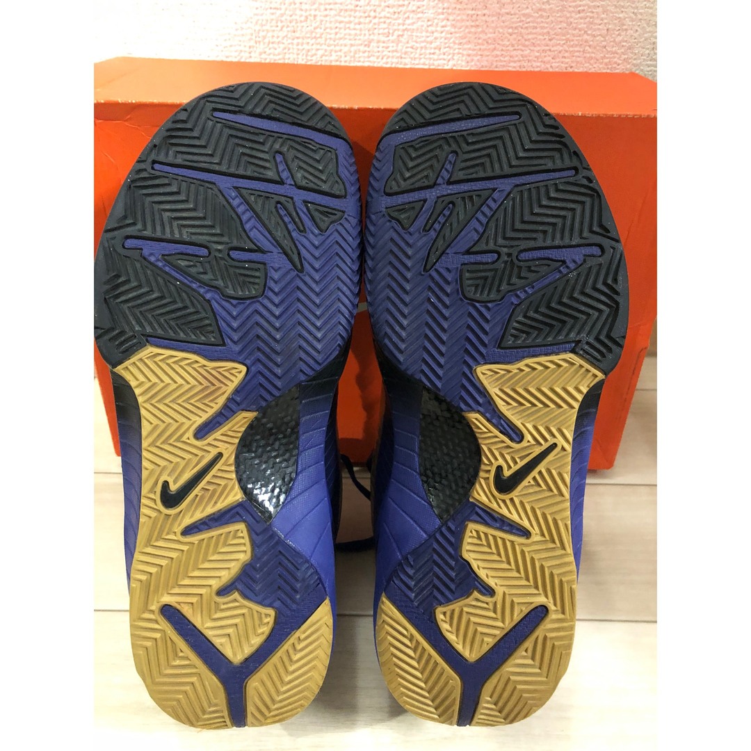 NIKE(ナイキ)のNike Zoom Kobe 4 Gradient Away Lakers メンズの靴/シューズ(スニーカー)の商品写真