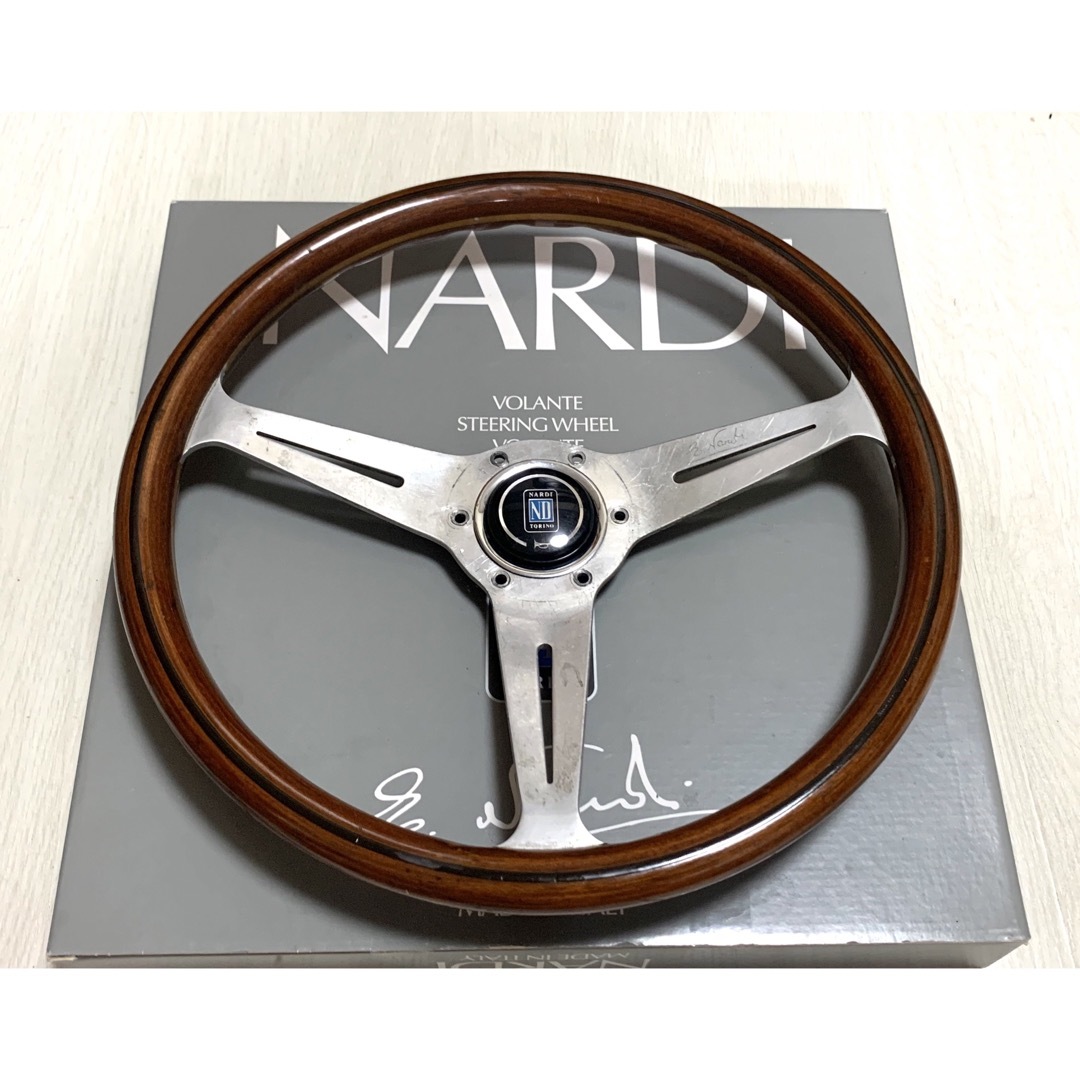 汎用パーツ希少【NARDI Classic】36.5Φ ウッドステアリング　ナルディ