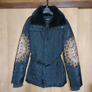 デシグアル(DESIGUAL)の美品 パッド入りショートオーバーコート デシグアル(その他)