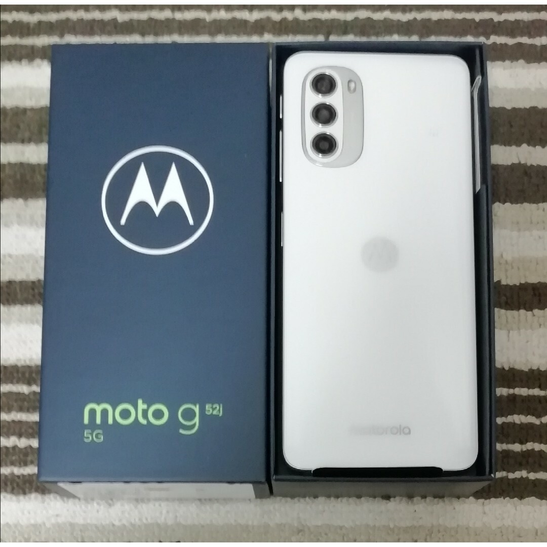 スマートフォン本体motorola moto g52j 5G パールホワイト SIMフリー