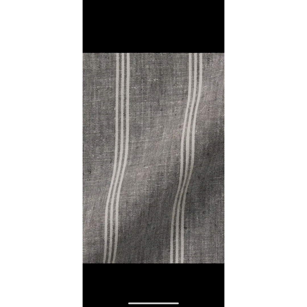 MUJI (無印良品)(ムジルシリョウヒン)の『新品タグ付』無印良品 麻平織まくらカバー 2点 43×63 ブラックストライプ インテリア/住まい/日用品の寝具(シーツ/カバー)の商品写真
