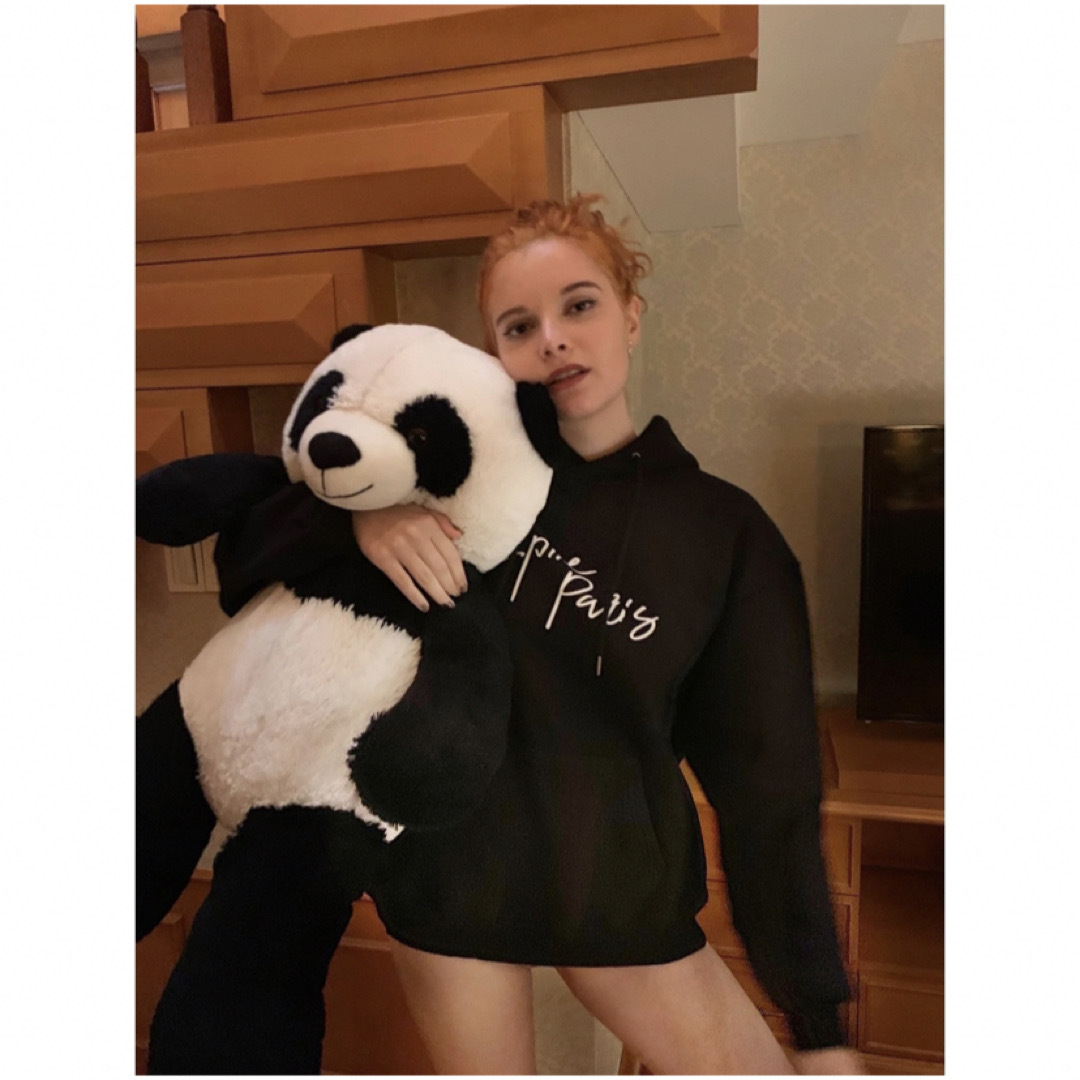 épine(エピヌ)のepine エピヌ パーカー フーディー paris hoodie black レディースのトップス(パーカー)の商品写真