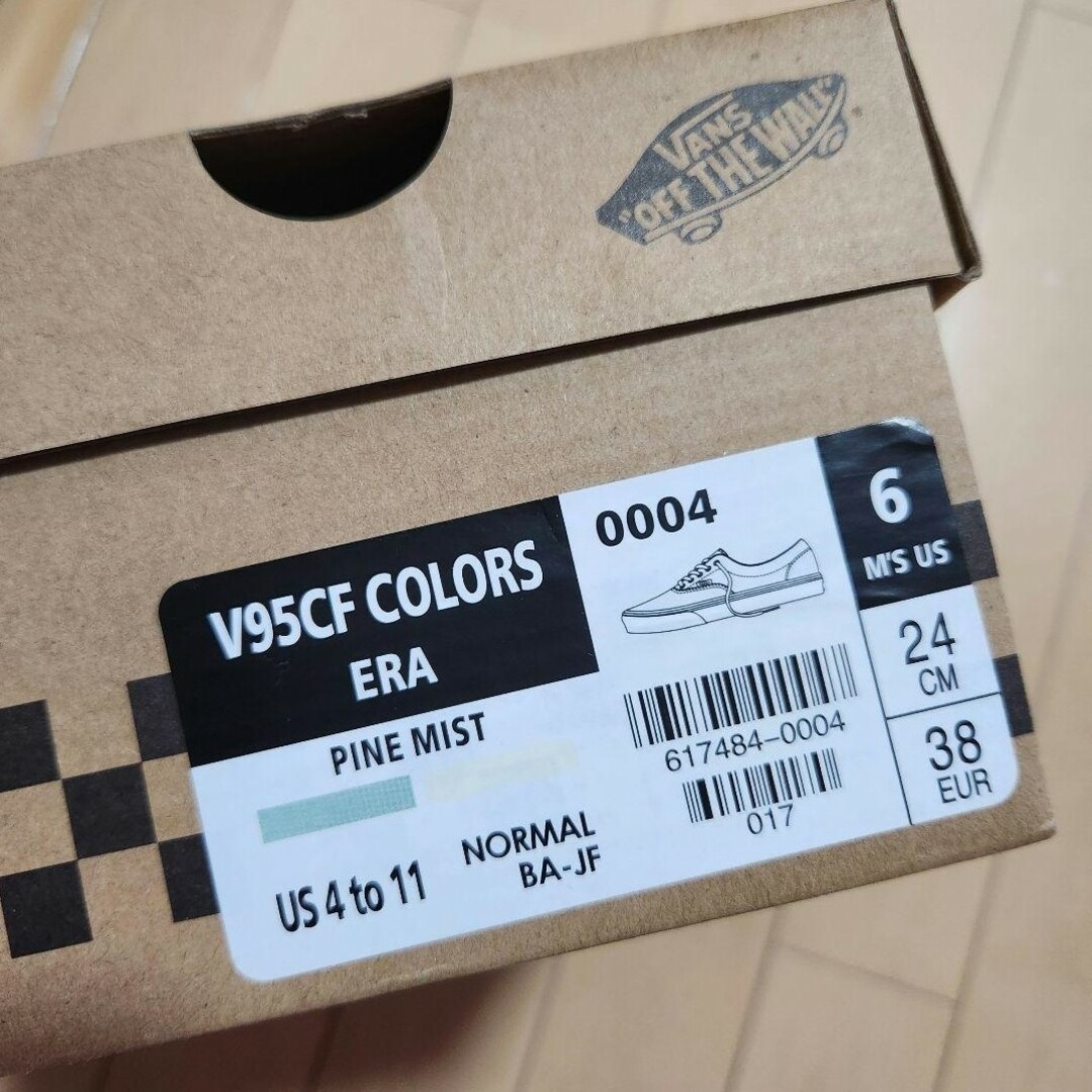 VANS ERA スニーカー 24cm(新品) レディースの靴/シューズ(スニーカー)の商品写真