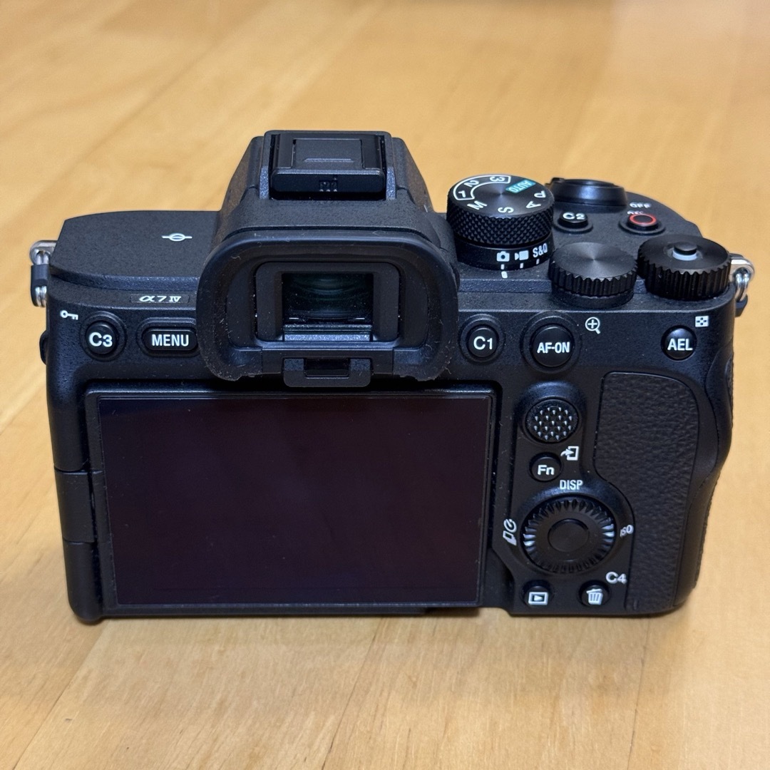 SONY(ソニー)の【美品】α7Ⅳ SONY α7m4 シャッター回数3,230回 スマホ/家電/カメラのカメラ(ミラーレス一眼)の商品写真