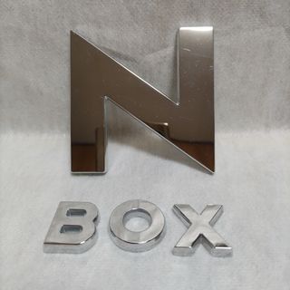 ホンダ(ホンダ)の※ホンダ「NBOX」純正ゲートエンブレム②(車種別パーツ)