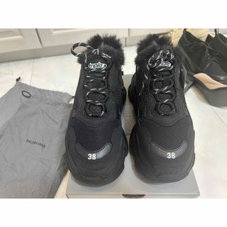 バレンシアガ(Balenciaga)のbalenciagaTripleSfaux furトリプルエスブラックファー(スニーカー)